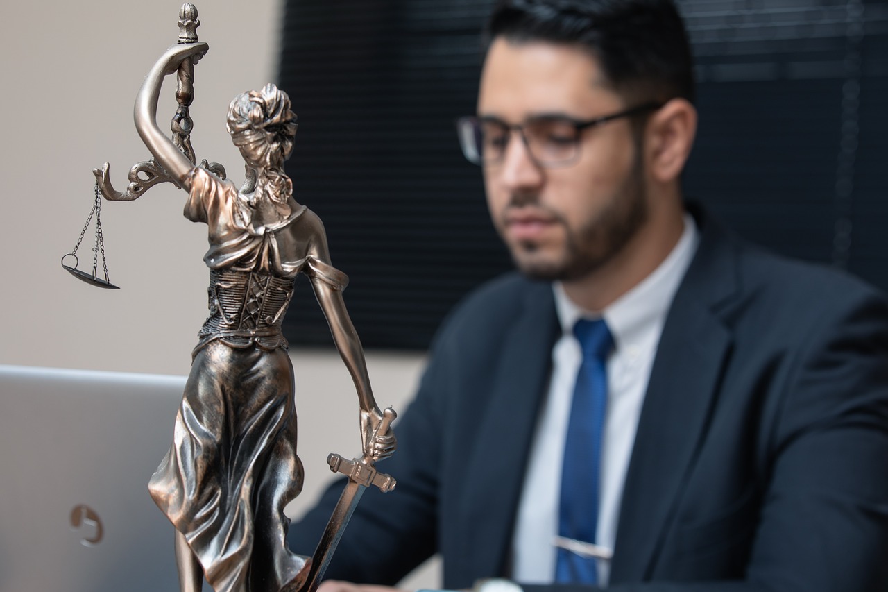 How to Choose the Best Criminal Defense Attorney in Tampa